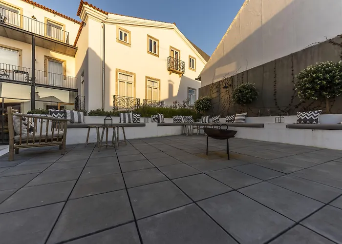 サピエンティア ブティック 4*