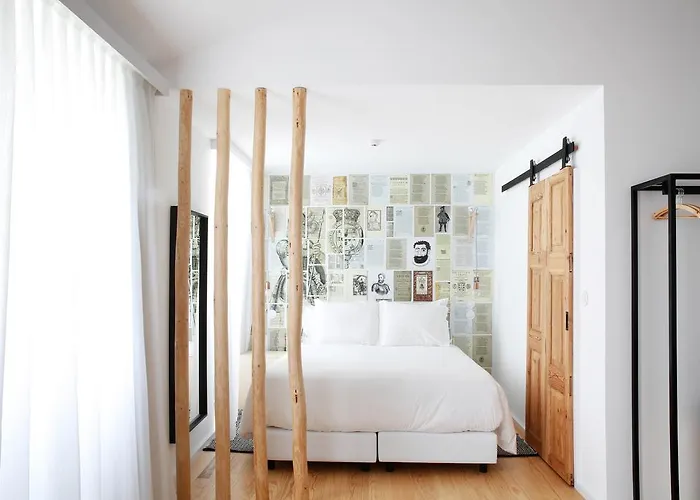 サピエンティア ブティック ホテル 4*